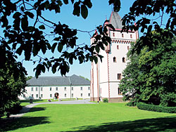 Romantický závěr – bílý zámek Hradec nad Moravicí